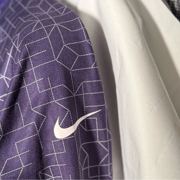 Nike Pro Hyperwarm Dark Purple Geometric Print Half‎ Zip Warm Size Small - Picture 7 of 15